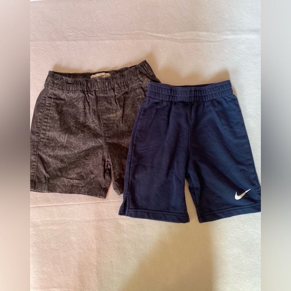 (3 Pair) Nike-Abercrombie & Carters Kids Casual Shorts w/ pockets Size 7–7/8–8